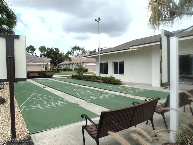 property at 5445 Peppertree Dr