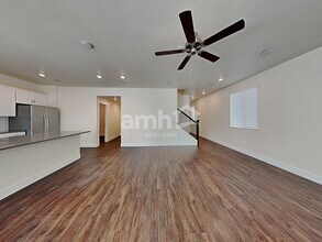 4043 Bold Stripe Ave in Meridian, ID - Building Photo - Building Photo