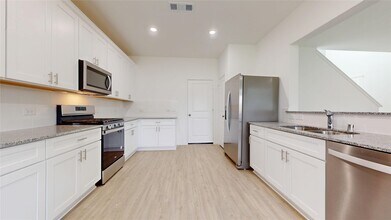 23422 Honey Spade Rd in Hockley, TX - Building Photo - Building Photo