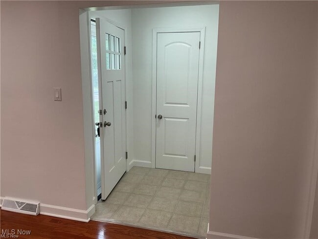 property at 3648 Avondale Rd