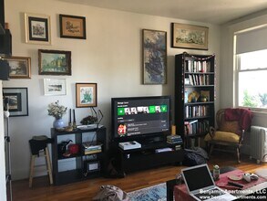 1622 Commonwealth Ave, Unit 8 in Boston, MA - Building Photo - Building Photo