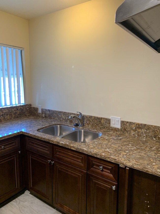 4481 Chevy Chase Dr Apartments and Nearby La Canada Flintridge