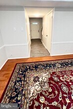 11 Fenceline Dr in Gaithersburg, MD - Building Photo - Building Photo