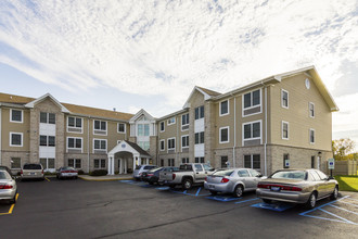 AHEPA 78 VI Senior Apartments in Merrillville, IN - Building Photo - Building Photo