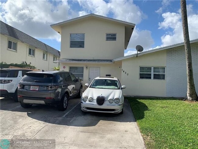 1420 NE 50th Ct in Fort Lauderdale, FL - Building Photo - Building Photo