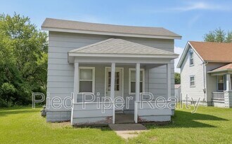 601 N Winnebago Ave in Freeport, IL - Building Photo