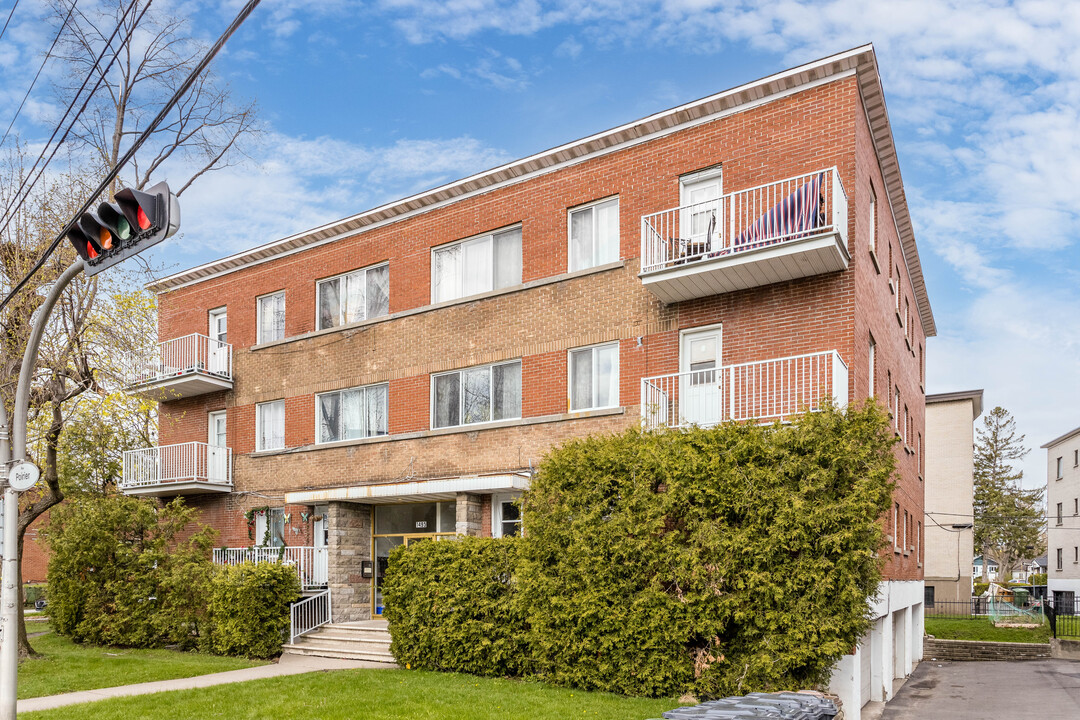 1495 Poirier Rue in St. Laurent, QC - Building Photo