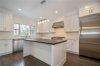 115 Brown Rd, Unit 6 in Scarsdale, NY - Building Photo - Building Photo