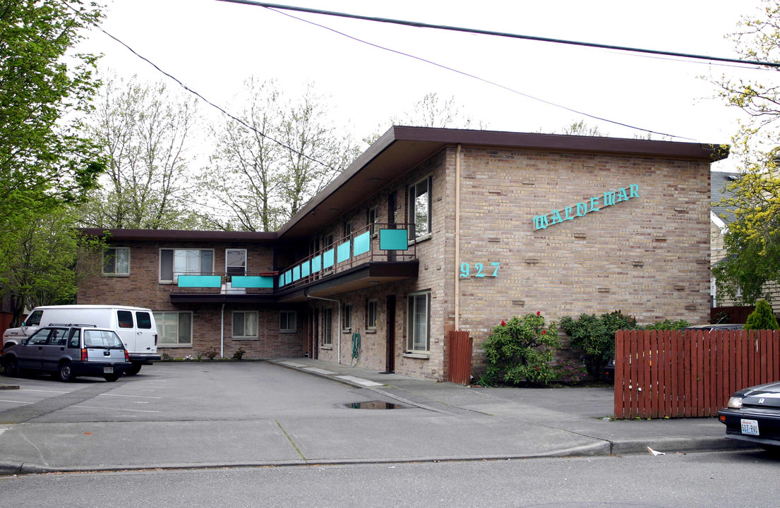 Waldemar Apartments in Renton, WA - Building Photo