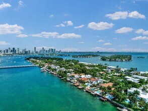56 S Hibiscus Dr in Miami Beach, FL - Building Photo - Building Photo