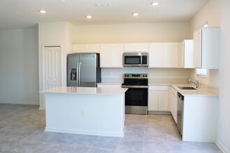 177 Nine Iron Dr in Davenport, FL - Building Photo - Building Photo