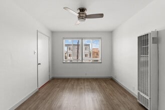 727 Olive Ave in Long Beach, CA - Building Photo - Building Photo