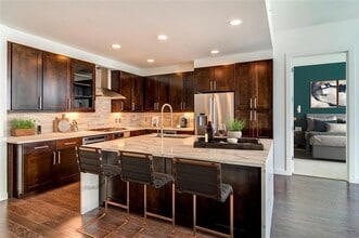 205 12th St NE in Atlanta, GA - Building Photo - Building Photo