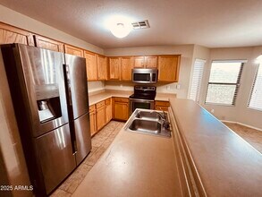 29152 N Red Finch Dr in Queen Creek, AZ - Building Photo - Building Photo