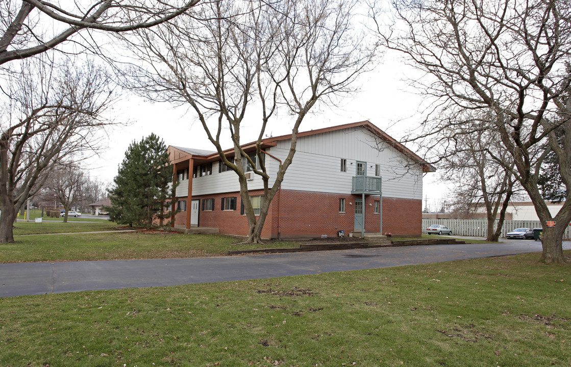 815 Phoenix St in Delavan, WI - Building Photo