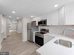 3010 Emerald St in Philadelphia, PA - Building Photo - Building Photo