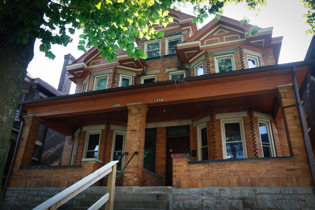 1900 Summit St in Columbus, OH - Foto de edificio