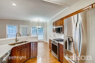 4415 Gladwood Ln in Charlotte, NC - Building Photo - Building Photo