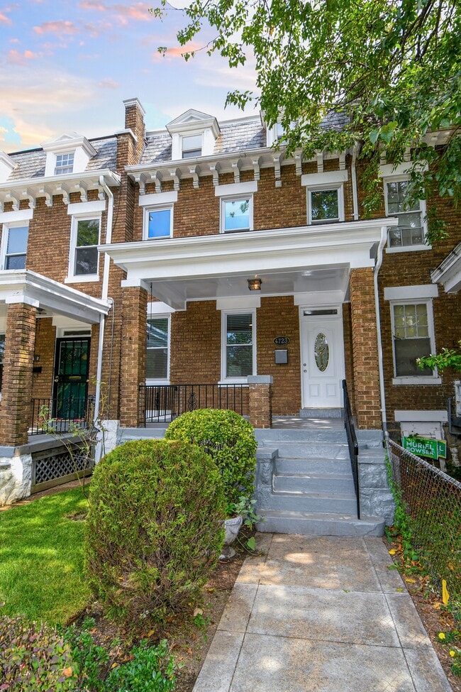 property at 4723 Georgia Ave NW