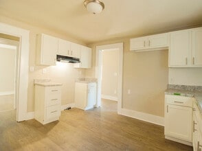 8333 4th Ave N in Birmingham, AL - Building Photo - Building Photo