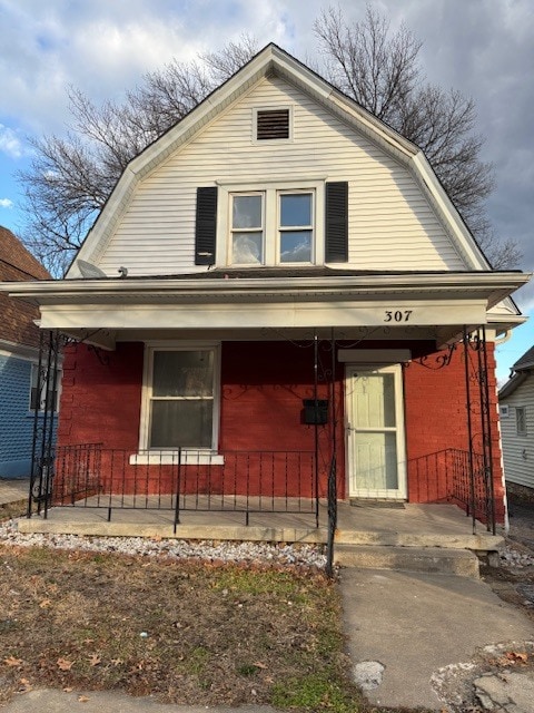 property at 307 N 14th St