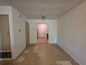 6710 Gulley Ln in Pensacola, FL - Building Photo - Building Photo