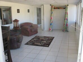 20205 Henry Rd in Desert Hot Springs, CA - Foto de edificio - Building Photo