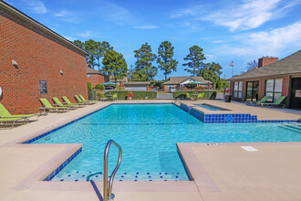 Greenleaf in Phenix City, AL - Foto de edificio - Building Photo