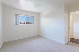 Bayfair in San Lorenzo, CA - Building Photo - Interior Photo