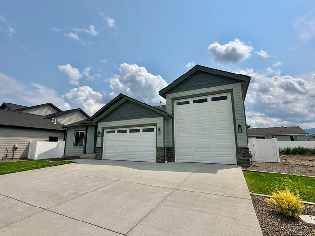 2637 Neptune in Post Falls, ID - Building Photo - Building Photo