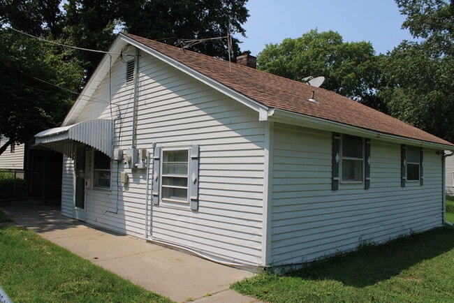 11804 East 37th St S in Independence, MO - Building Photo - Building Photo