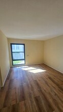 7777 W 91st St in Los Angeles, CA - Building Photo - Building Photo