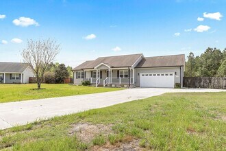214 Tall Tree Court in Maysville, NC - Building Photo - Building Photo