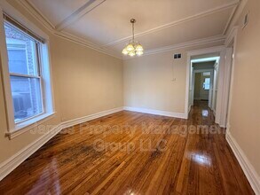 3213 W Warren Blvd in Chicago, IL - Building Photo - Building Photo