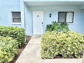 28121 Pine Haven Way in Bonita Springs, FL - Building Photo