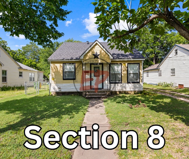 property at 1212 Lewis St
