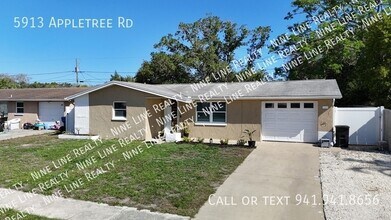 5913 Appletree Rd in Holiday, FL - Building Photo - Building Photo
