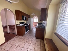 2244 Robert Wynn St in El Paso, TX - Building Photo - Building Photo