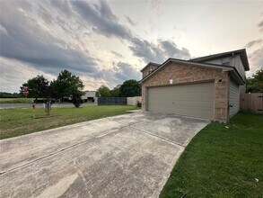 113 Lex Word in Kyle, TX - Building Photo - Building Photo