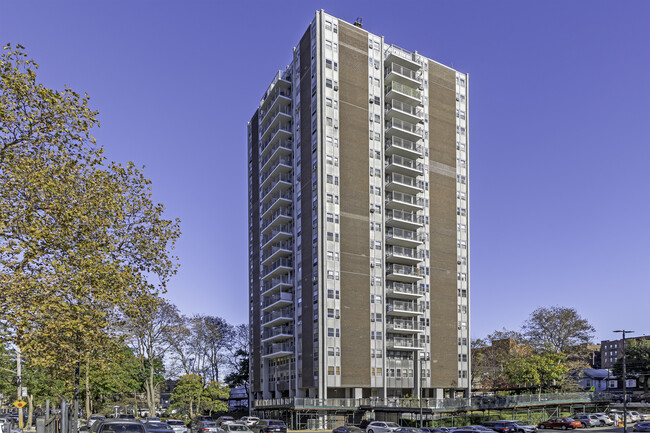 Corlear Gardens in Bronx, NY - Building Photo - Building Photo