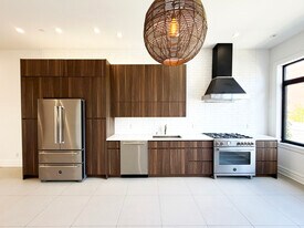 333 Tompkins Ave, Unit #2 in Brooklyn, NY - Building Photo