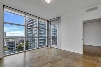3301 NE 1st Ave, Unit H1511 in Miami, FL - Building Photo - Building Photo