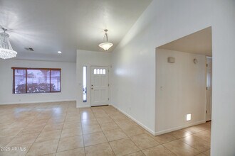 6009 E Monte Cristo Ave in Scottsdale, AZ - Building Photo - Building Photo