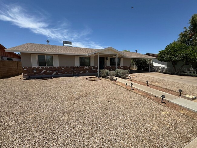 property at 1040 S Grand