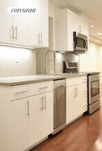 331 E 89th St in New York, NY - Building Photo - Building Photo