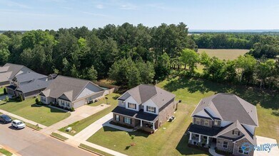 123 Ivy Vine Dr in Toney, AL - Building Photo - Building Photo