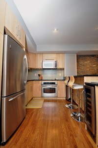 396 Beacon St, Unit 7 in Boston, MA - Building Photo - Building Photo