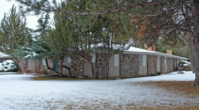 Magnolia Apartments in Boise, ID - Foto de edificio - Building Photo