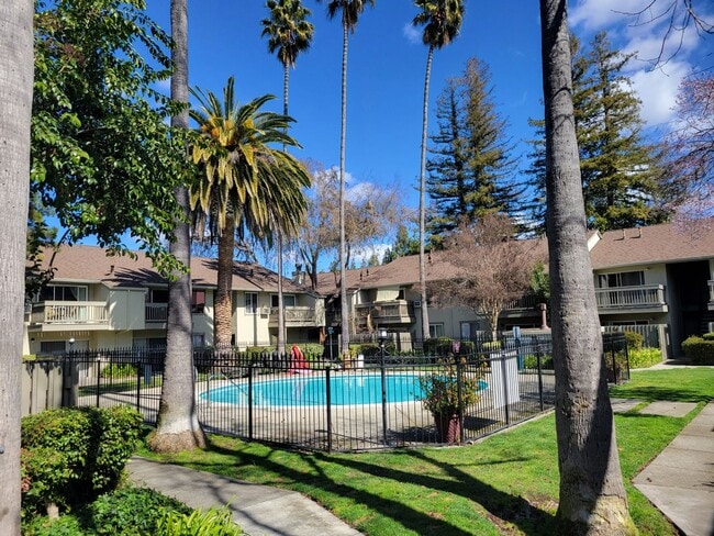 property at 2560 Walnut Blvd