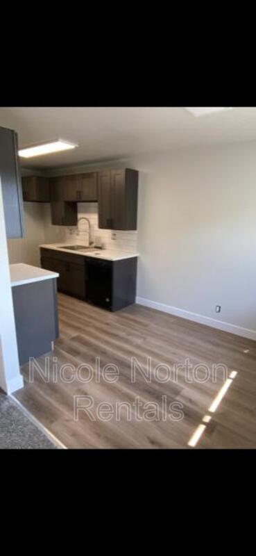 3153 Smith Ln in Fortuna, CA - Building Photo - Building Photo